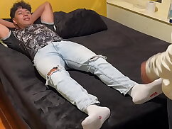A Kevin no le importa los sentimientos de Omar, su amante, lo &uacute_nico que quiere es romperle el culo, llenarlo de semen y volver a casa con su novio antes que se de cuenta que le fue infiel